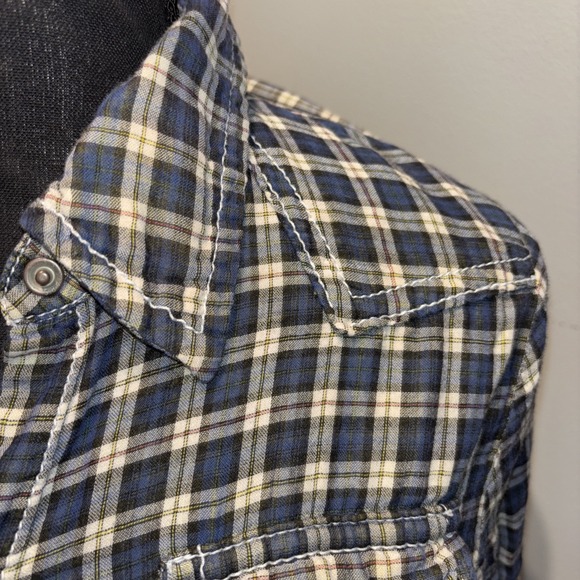 Old‎ Navy Pearl Snap Button Down Shirt Navy Plaid Women's M Preppy Outdoor Y2K - Picture 4 of 11